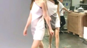 小姐姐第一次排练身材,小姐姐排练场上的曼妙身材风采