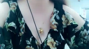 八级的小姐姐英语怎么写,Exploring the World of an Elite-Level Female English Speaker